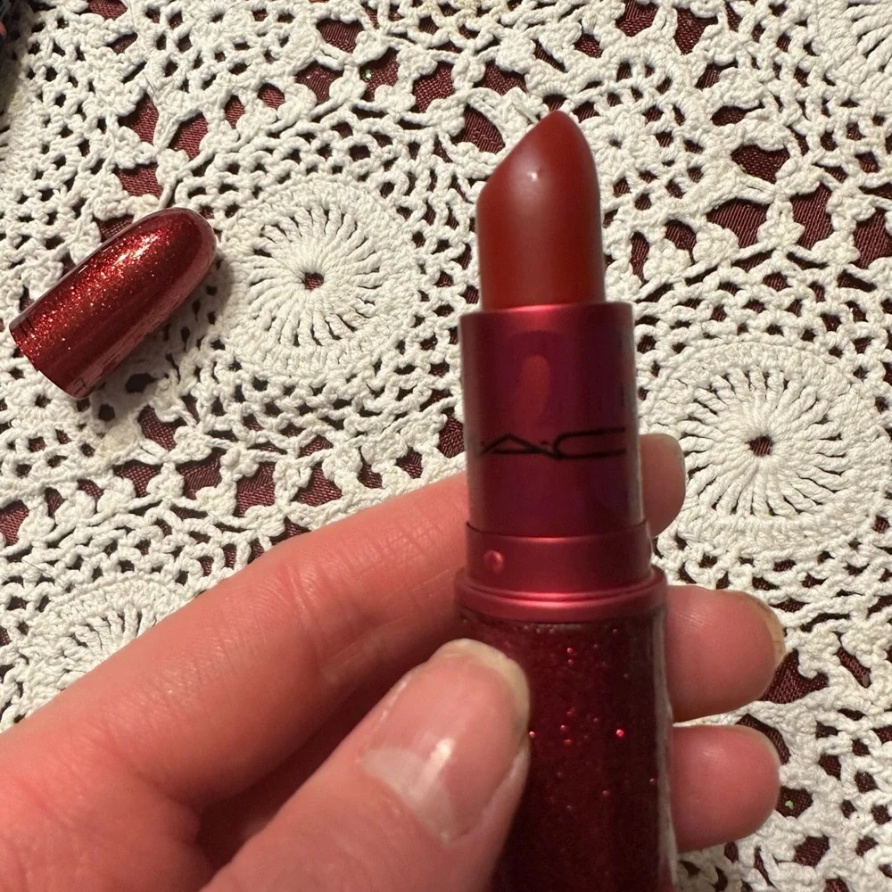 Mac Cosmetics Viva Glam 25th Anniversary Matte Lipstick Glitter Red Tube